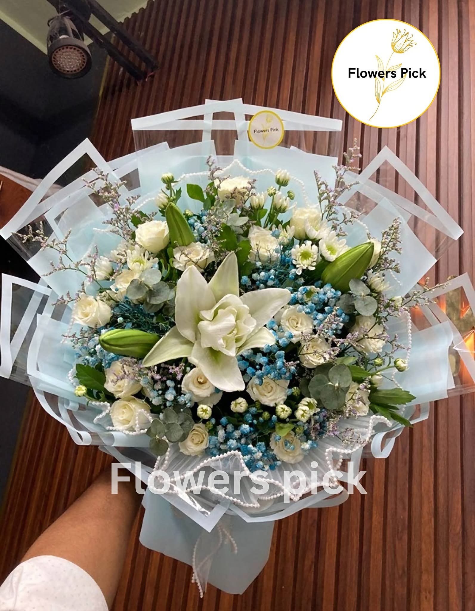 Premium Lily and Rose Bouquet💐🤍